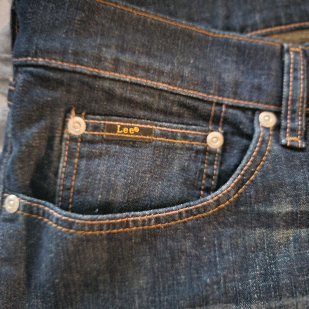 LEE Premium - Picture 3 of 6